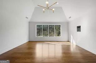 469 Emily Reed Ln, Atlanta, GA 30342 - Photo 47