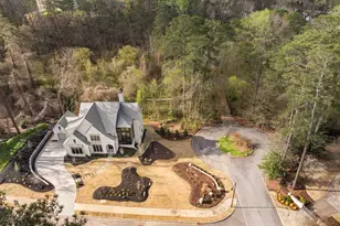 469 Emily Reed Ln, Atlanta, GA 30342 - Photo 61