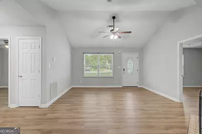 32 Oak Street, Newnan, GA 30263 - Photo 11