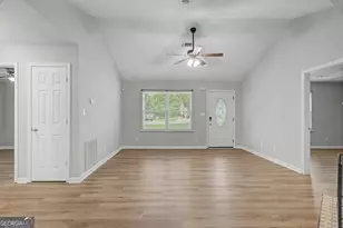 32 Oak St, Newnan, GA 30263 - Photo 11