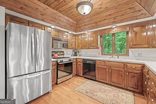 83 Hilltop Cir, Clarkesville, GA 30523 - Photo 11