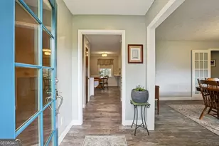 6879 Vic-Ar Rd, Peachtree Corners, GA 30360 - Photo 11