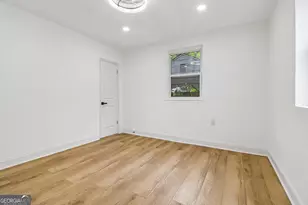 1355 Graymont Dr SW, Atlanta, GA 30310 - Photo 17