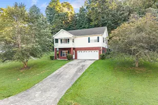 35 Clara Bell Dr, Cleveland, GA 30528 - Photo 3