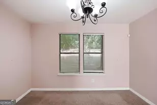 1001 Chapman Ln, Stone Mountain, GA 30088 - Photo 9