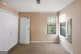 1001 Chapman Ln, Stone Mountain, GA 30088 - Photo 21