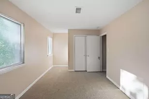 1001 Chapman Ln, Stone Mountain, GA 30088 - Photo 25