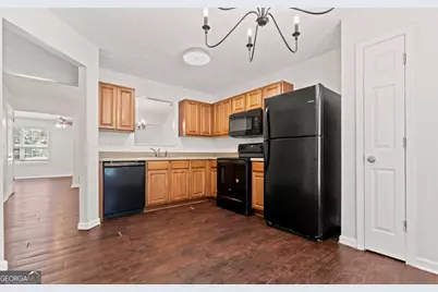 5619 Union Pointe Drive, Union City, GA 30291 - Photo 5