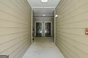 2111 Woodland Ln, Alpharetta, GA 30009 - Photo 9