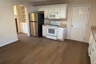 340 Sarah Dr, Athens, GA 30606 - Photo 9