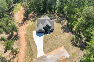 2478 Fischer Rd, Sharpsburg, GA 30277 - Photo 11