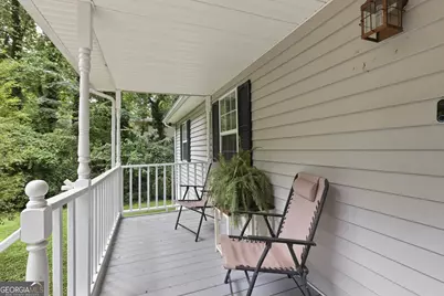 221 Oakdale Drive, Cornelia, GA 30531 - Photo 3