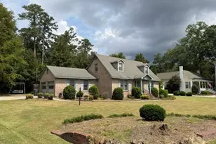 324 Lumpkin St, Thomson, GA 30824 - Photo 1