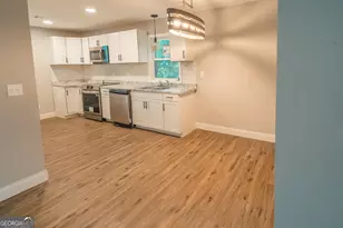 1102 Green St, Warner Robins, GA 31093 - Photo 9
