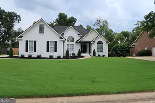 207 Brookewater Ln, Perry, GA 31069 - Photo 1