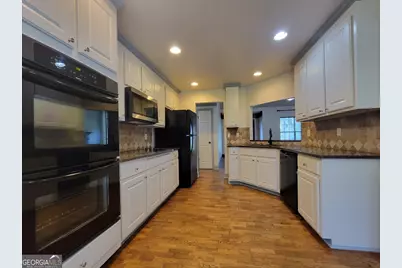 516 Oxford Ridge, Winder, GA 30680 - Photo 7