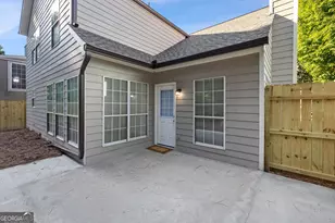 695 Durham Ridge Dr NW, Lilburn, GA 30047 - Photo 21