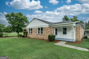175 E Main St, Rutledge, GA 30663 - Photo 3