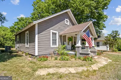 565 Williford Street, Commerce, GA 30529 - Photo 3