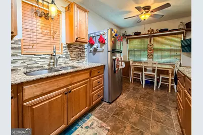 1168 Mountain Shadows Drive, Cleveland, GA 30528 - Photo 9
