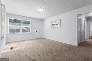 2560 Walton Way SW, Marietta, GA 30060 - Photo 7
