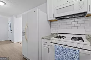 2560 Walton Way SW, Marietta, GA 30060 - Photo 13