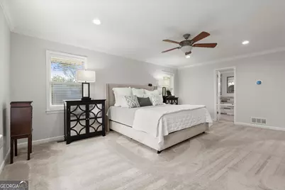 6350 N Hampton Drive, Sandy Springs, GA 30328 - Photo 37