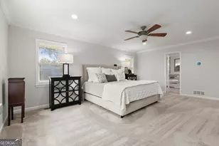 6350 N Hampton Dr, Sandy Springs, GA 30328 - Photo 37