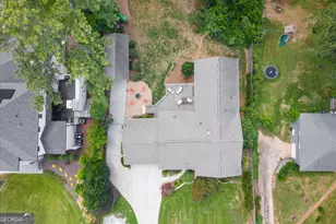 6350 N Hampton Dr, Sandy Springs, GA 30328 - Photo 63