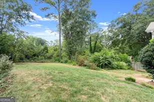 6350 N Hampton Dr, Sandy Springs, GA 30328 - Photo 9
