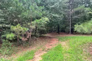 1383 Sims Rd SE, Winder, GA 30680 - Photo 3