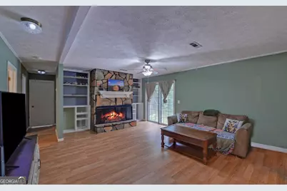 275 Sherwood Street, Toccoa, GA 30577 - Photo 3