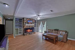 275 Sherwood St, Toccoa, GA 30577 - Photo 3