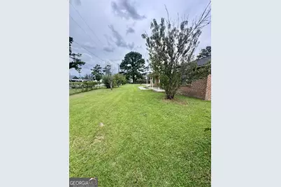 33 Hester Street, Hazlehurst, GA 31539 - Photo 3