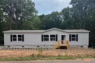 137 Mill Run Dr, Comer, GA 30629 - Photo 1
