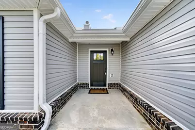421 Riley Circle NW, Milledgeville, GA 31061 - Photo 5