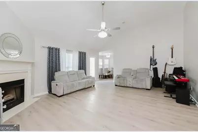 111 Saint Brendans Drive, Bonaire, GA 31005 - Photo 7