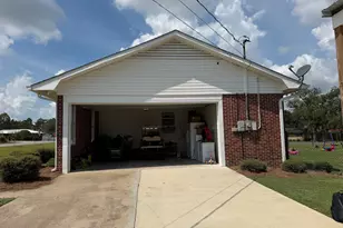 438 W Oglethorpe Ave, Lyons, GA 30436 - Photo 23