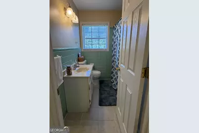 438 W Oglethorpe Avenue, Lyons, GA 30436 - Photo 17