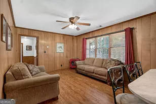 106 Iris Dr, Lagrange, GA 30241 - Photo 9