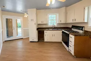 508 Red Oak Dr, Savannah, GA 31419 - Photo 5