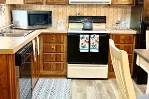 1549 Greenfield, Westminster, SC 29693 - Photo 9