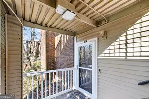 201 Barrington Hills Dr, Atlanta, GA 30350 - Photo 35