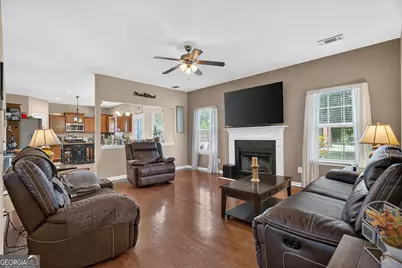 124 Hamilton Lake Drive, Lagrange, GA 30241 - Photo 17