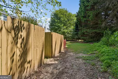 2076 Pinnacle Pointe Drive, Norcross, GA 30071 - Photo 9