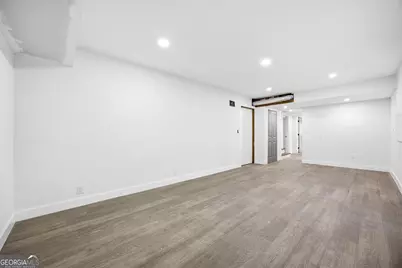42 W Belle Isle Road NE, Atlanta, GA 30342 - Photo 11