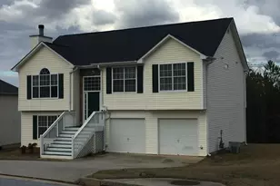 10600 Redbud Ln, Jonesboro, GA 30238 - Photo 3