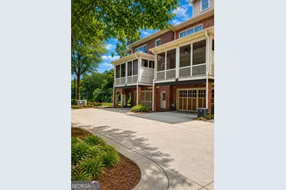 1085 Charles Towne Square, Sandy Springs, GA 30328 - Photo 3
