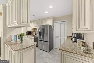 290 Cochran Dr, Gainesville, GA 30506 - Photo 15