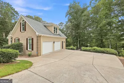 265 Broadmoor Drive, Fayetteville, GA 30215 - Photo 5